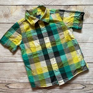 Baby Gap Short Sleeve Plaid Button Down Shirt Boys Size 4T